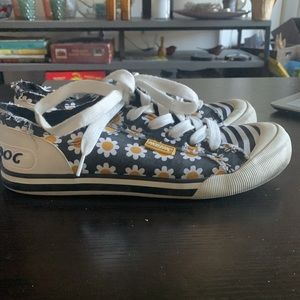 Rocket Dog Jazz And Daisy Sneakers Tennis Shoes Lace Up Low Top US Size 9